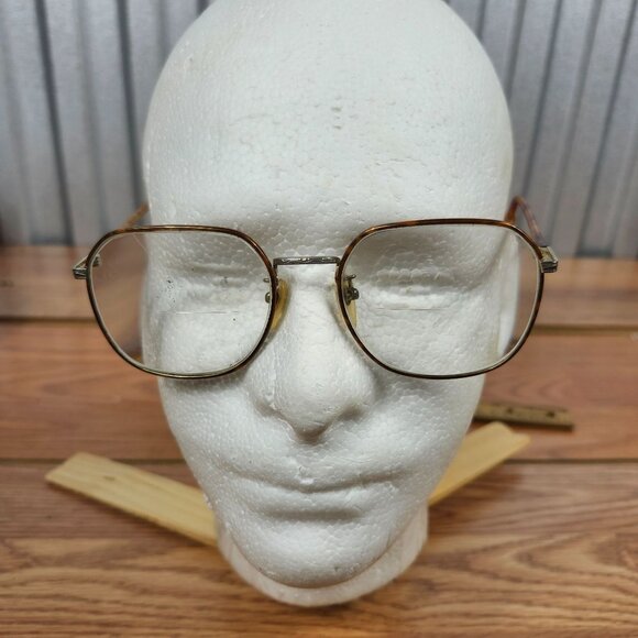 Vintage Tortoiseshell & Metal Eyeglass Frames Classic Rectangular Design Eyewear - Picture 1 of 4